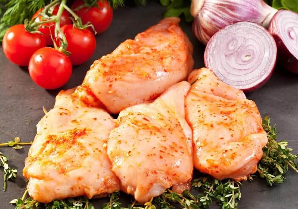 Marinated Chicken Breast with Rosemary and Vegetables